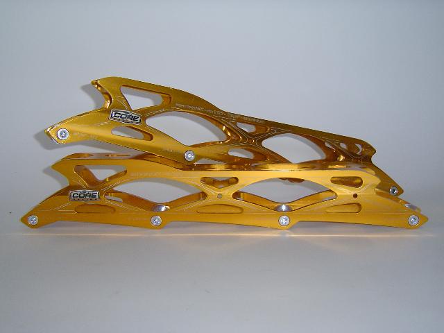 Powerslide Core TripleX Speed Schiene alu 4*100,13.3" 195mm along 1 Powerslide Core TripleX Speed Schiene alu 4*100,13.3" 195mm along