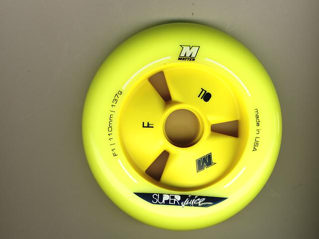 Matter Super Juice 110 F1 (Stück) Rolle Restbestand 1 Matter Super Juice 110 F1 (Stück) Rolle Restbestand